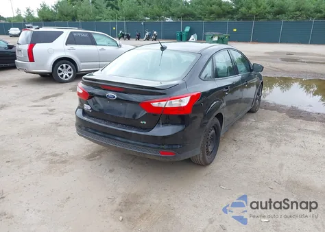 2012 Ford Focus Se z USA, uszkodzony, nr VIN 1FAHP3F22CL249739